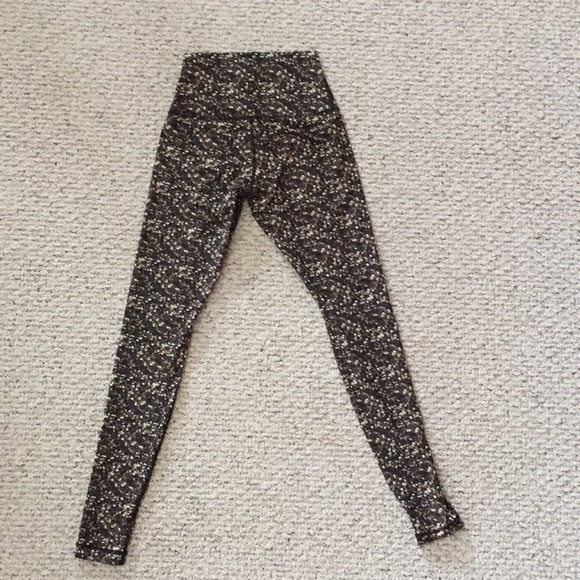 lululemon athletica Pants - Lulu Lemon Leggings